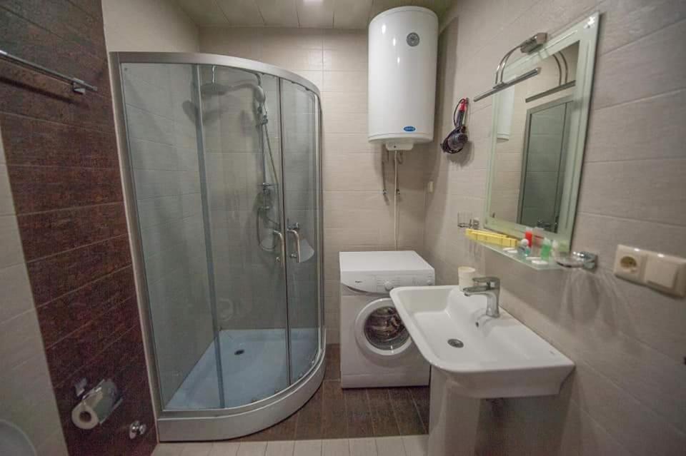 Mix Apartments - Orbi Residence バトゥーミ エクステリア 写真